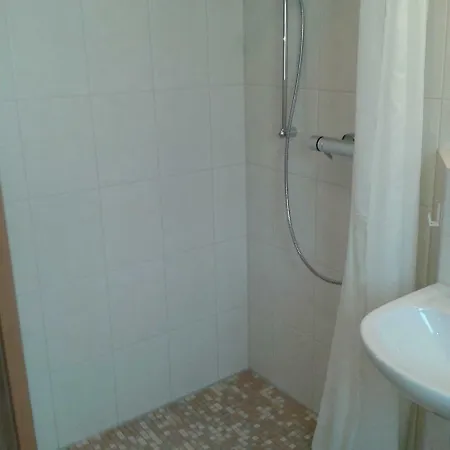 Berger Apartment *